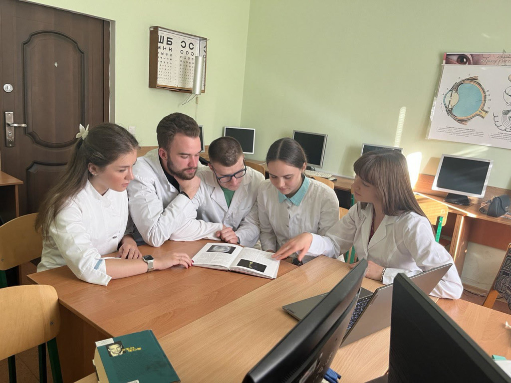 Зустріч учасників СНГ у новому навчальному році.