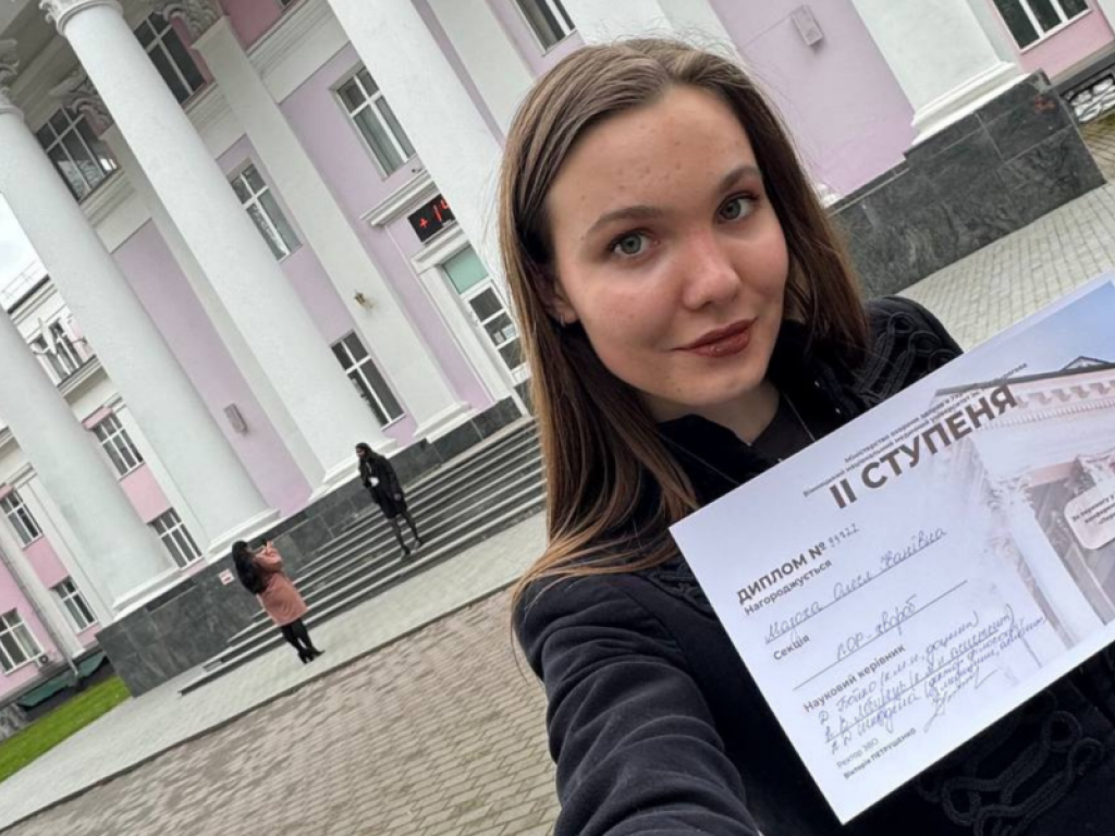 Студентка ПДМУ відзначена двома нагородами на міжнародних наукових конференціях