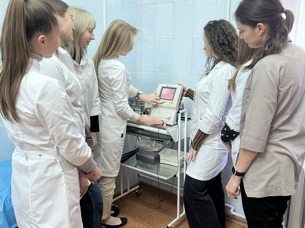 Майстер-клас з практичними навичками по різноманітних методах підбору інтраокулярних лінз