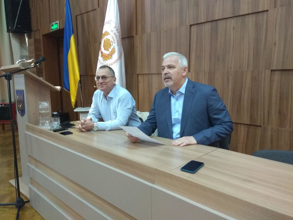 Засідання круглого столу на тему: «Корпоративна етика медичного працівника»